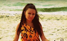 Dainininkė Sati