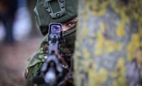 &bdquo;Žaibo kirtis 2016&ldquo;: Klaipėdoje kariai tvarkėsi su prie&scaron;i&scaron;komis grupuotėmis