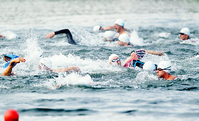 Pirmajame Trakų triatlone dalyvavo sportininkai i&scaron; 7 pasaulio &scaron;alių