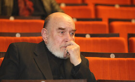 Anapilin i&scaron;ėjusio aktoriaus Antano &Scaron;urnos (1940-2014) gyvenimo akimirkos