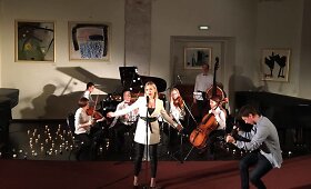 Monika Linkytė su styginių kvintetu 