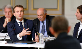 Emmanuelis Macronas nacionaliniuose debatuose
