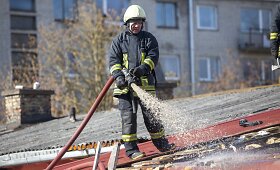 Vilniaus Antakalnio rajone kilo gaisras