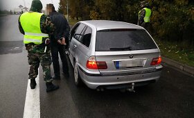 Sulaikytas latvis į Lenkiją pro Lietuvą gabeno nelegalus