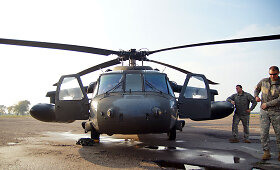 Kauno S.Dariaus ir S.Girėno aerodromą aplankė JAV kariuomenės sraigtasparniai &bdquo;Black Hawk&ldquo;