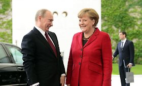 Vokietijos kanclerė Angela Merkel pasitiko Rusijos prezidentą Vladimirą Putiną