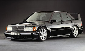 Senas, tačiau retas ir brangus &bdquo;Mercedes-Benz 190E 2.5-16 EVO&ldquo;