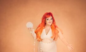 Daina Bilevičiūtė &bdquo;Madam TuTu Cakes&ldquo; torto &bdquo;Kriauklė&ldquo; fotosesijoje virto Venera