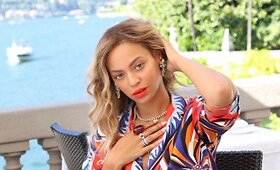 Beyonce su &scaron;eima Paryžiuje ir prie Komo ežero Italijoje