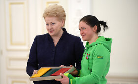Dalia Grybauskaitė i&scaron;lydėjo olimpiečius į Sočį
