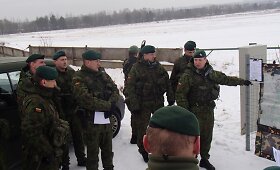 Brigados &bdquo;Geležinis Vilkas&ldquo; kariai treniravosi planuoti karines operacijas
