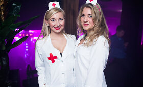 &Scaron;iurpinančiais kostiumais persirengę vilniečiai triuk&scaron;mingai at&scaron;ventė Heloviną