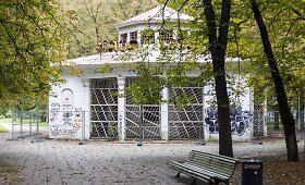 Legendinė &bdquo;Rotonda&ldquo; dar vieną vasarą praleido apleista