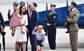 Princas Williamas ir Kembridžo hercogienė Catherine su vaikais atskrido į Lenkiją