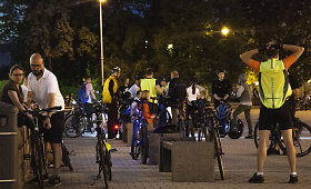 Naktinė &bdquo;kritinė masė&ldquo; kartu su &bdquo;Bike Ride Vilnius&ldquo;