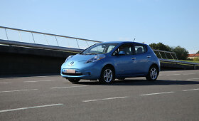&bdquo;Nissan Leaf&ldquo; rieda Kauno gatvėmis