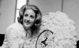 Mirė popmuzikoje pioniere laikoma Lesley Gore