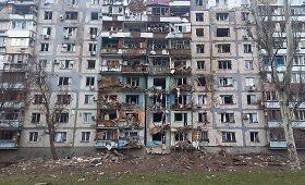 Rusija kartoja masinę ataką: Ukrainos miestuose aidėjo de&scaron;imtys sprogimų