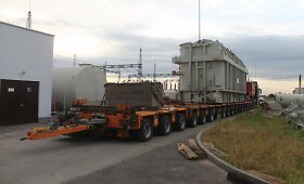 I&scaron; Panevėžio į Bitėnus gabenamas 200 tonų transformatorius