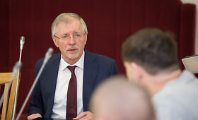 Socialdemokratų darbo frakcijos posėdis dėl teisingumo ministro kėdės