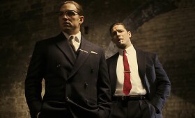 Kriminalinis trileris &bdquo;Legenda&ldquo; apie Londono gangsterius brolius dvynius