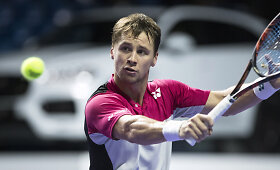 Įspūdingoje finalo dramoje Maskvoje Ričardas Berankis pralaimėjo Damirui Džumhurui