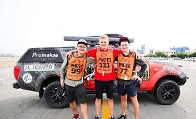 Projekto &bdquo;iGo2Dakar&ldquo; nariai Mindaugas, Andrius, Mantas