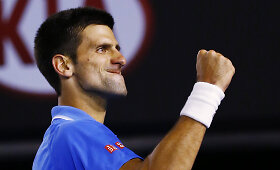 Saldus revan&scaron;as: Novakas Džokovičius nugalėjo &bdquo;Australian Open&ldquo; čempioną ir pateko finalą