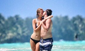 Leonardo DiCaprio ir Toni Garrn atostogos egzoti&scaron;koje Bora Bora saloje
