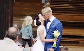 Nidoje susituokė &scaron;okėja Justina Žemaitytė ir Tadas Gaučas