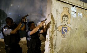 Rio de Žaneire per protestus nu&scaron;autas vienas žmogus
