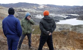 Bosnijoje per žemės nuo&scaron;liauža akmens anglių kasykloje žuvo keturi žmonės