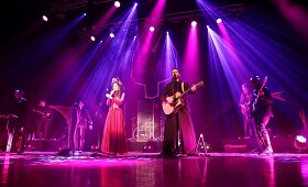 Aistė Smilgevičiūtė ir grupės &bdquo;Skylė&ldquo; pasirodymas Kaune