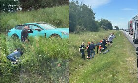 &bdquo;Porsche Panamera&ldquo; avarija prie Panevėžio