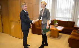 Viktoras Pranckietis susitinka su Laura Matjo&scaron;aityte
