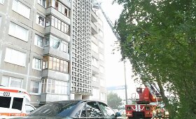 I&scaron; Klaipėdos daugiabučio balkono veržėsi dūmai 