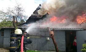 Gaisras Vilniuje Vanaginės sodų 3-oje gatvėje