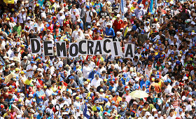 Venesueloje &ndash; protestai prie&scaron; prezidentą N.Maduro