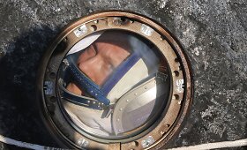 Trys astronautai kapsule &bdquo;Sojuz&ldquo; saugiai grįžo į Žemę  