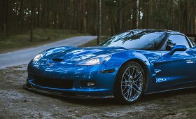 &bdquo;Mėlynuoju velniu&ldquo; praminta &bdquo;Corvette ZR-1&ldquo;