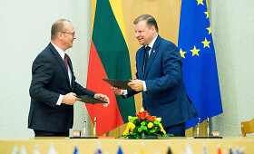 Saulius Skvernelis  pasira&scaron;ė Vyriausybės ir Lietuvos savivaldybių asociacijos susitarimą dėl dvi&scaron;alio bendradarbiavimo