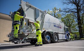 &bdquo;Kauno &scaron;varos&ldquo; darbuotojai i&scaron;bando elektra varomą &bdquo;Renault Trucks D WIDE E-TECH&ldquo; &scaron;iuk&scaron;liavežį