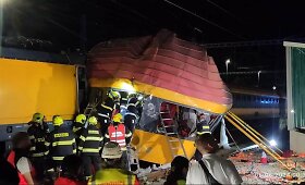Tragedija Čekijoje: kaktomu&scaron;a susidūrė du traukiniai