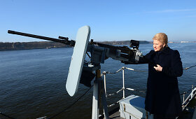 Prezidentė Dalia Grybauskaitė apsilankė Lietuvos karinėse jūrų pajėgose