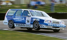 BTCC lenktynėms skirtas &bdquo;Volvo 850&ldquo;