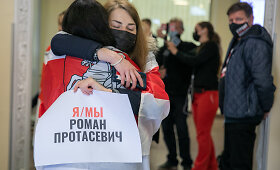 Vilniaus oro uoste laukiama Baltarusijoje sulaikyto lėktuvo
