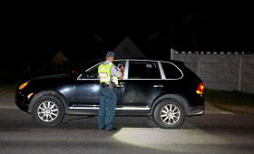 Naktinis kelių policijos reidas