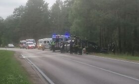 Įvykus avarijai Varėnos rajone žuvo moteris