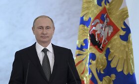 Vladimiras Putinas kreipėsi į Rusijos Federacijos Tarybą ir Valstybės Dūmą