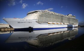 Prancūzijoje įrengiamas didžiausias pasaulyje kruizinis laivas &bdquo;Harmony of the Seas&ldquo;